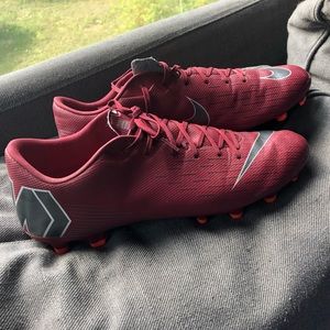 Nike Men’s soccer cleats